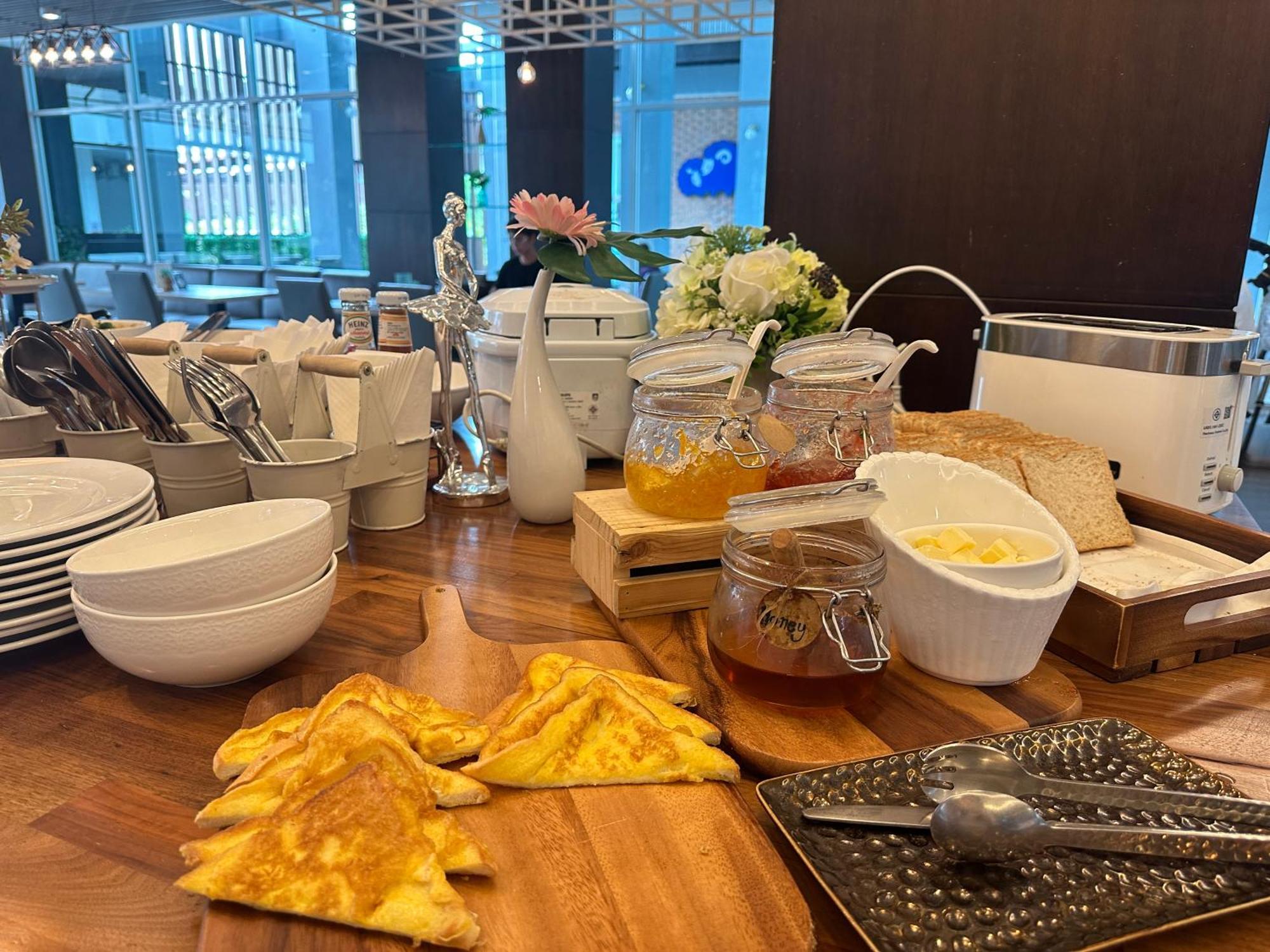 Kokotel Bangkok Dheva Thonglor Ngoại thất bức ảnh