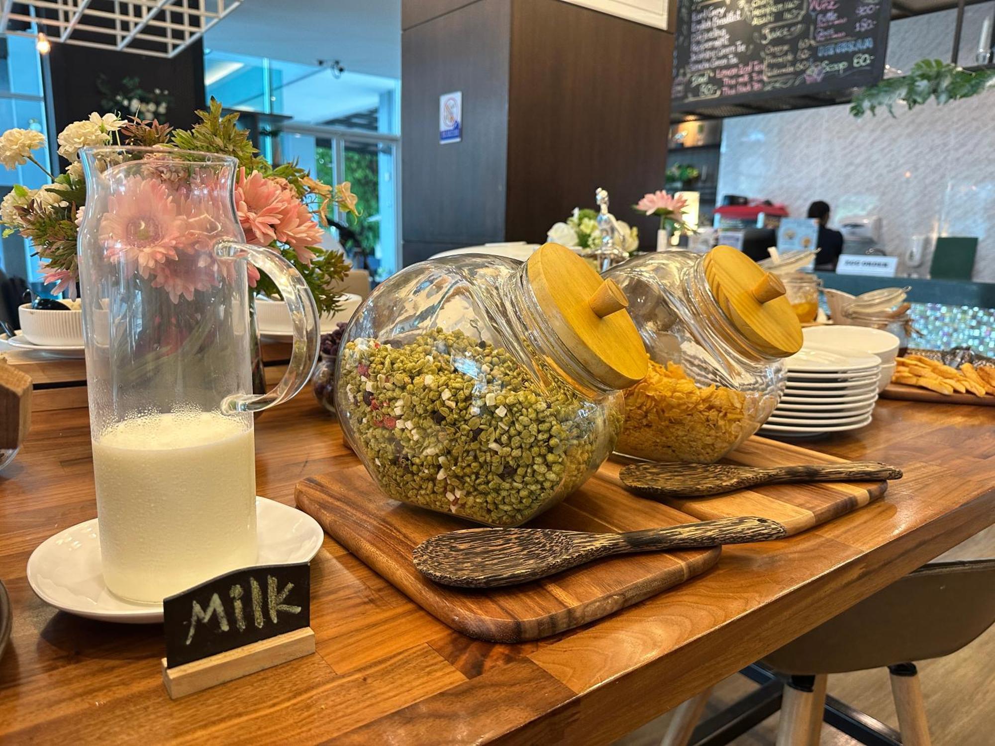 Kokotel Bangkok Dheva Thonglor Ngoại thất bức ảnh