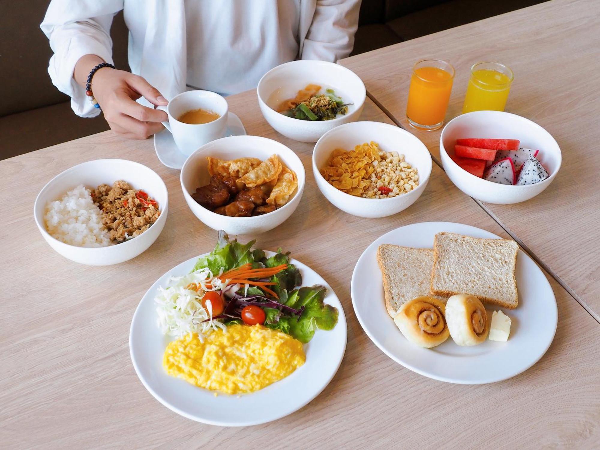 Kokotel Bangkok Dheva Thonglor Ngoại thất bức ảnh